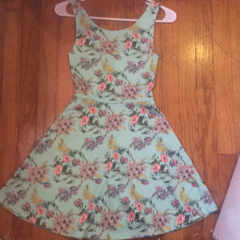 FLORAL SKATER DRESS | H&M | NEVER WORN🌸